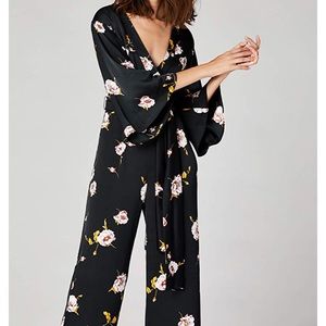 Kimono style jumpsuit size MEDIUM (fits 6-8) NWT